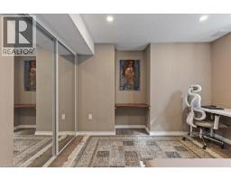 304 FALLING GREEN Crescent - 40