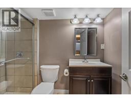 304 FALLING GREEN Crescent - 43