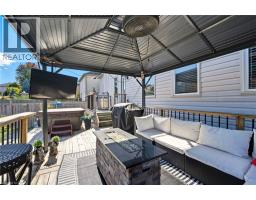 25 MERRITT Lane - 37