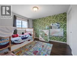 33 CRITCHER Avenue - 24