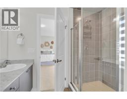 18 PRINCE PHILIP BLVD Boulevard - 13