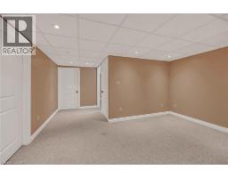 139 STIRLING Street - 33