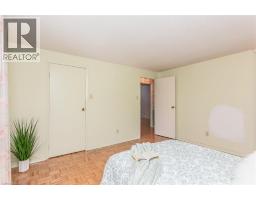 410 DUNVEGAN Drive - 22