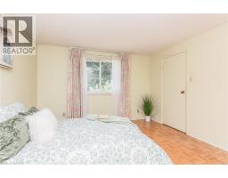 410 DUNVEGAN Drive - 23