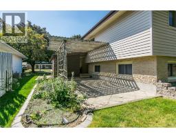 410 DUNVEGAN Drive - 41