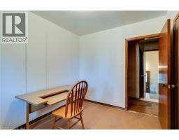 2795 VICTORIA Street N - 16