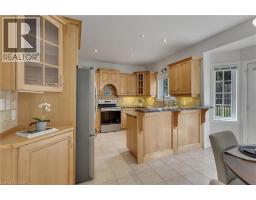 517 YORKSHIRE Drive - 13