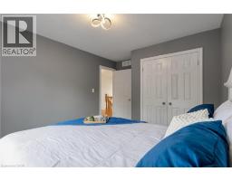 517 YORKSHIRE Drive - 24