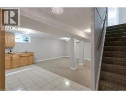 517 YORKSHIRE Drive - 34