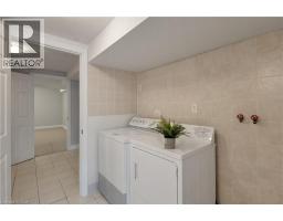 517 YORKSHIRE Drive - 41