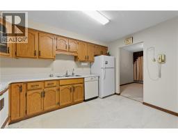 400 CHAMPLAIN Boulevard UnitNo. 305 - 14