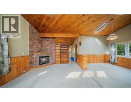 21 PANSY Avenue - 23