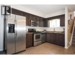 240 WESTMEADOW Drive UnitNo. D13 - 18