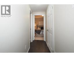 240 WESTMEADOW Drive UnitNo. D13 - 20