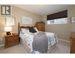 240 WESTMEADOW Drive UnitNo. D13 - 21