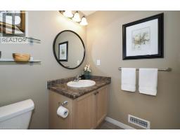 240 WESTMEADOW Drive UnitNo. D13 - 25