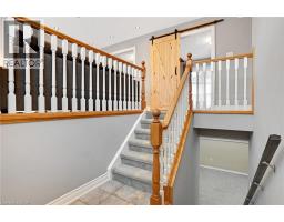 175 STIRLING MACGREGOR Drive - 3