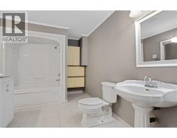 175 STIRLING MACGREGOR Drive - 31
