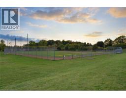 175 STIRLING MACGREGOR Drive - 44