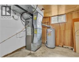 87 CHRISTOPHER Drive - 24