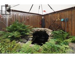 44 MILTON Avenue W - 46