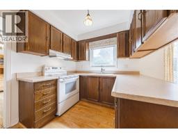 140 AMBERLY Boulevard - 15