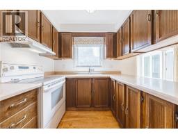 140 AMBERLY Boulevard - 16
