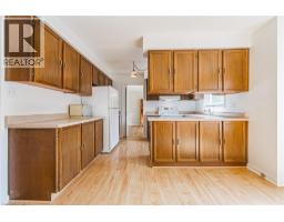 140 AMBERLY Boulevard - 19