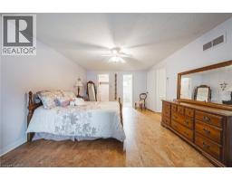 140 AMBERLY Boulevard - 35
