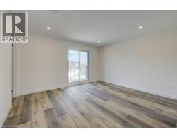 573 GUELPH Street - 14