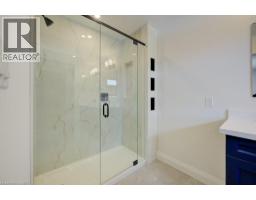 573 GUELPH Street - 17