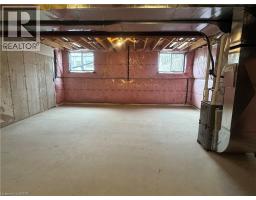573 GUELPH Street - 31
