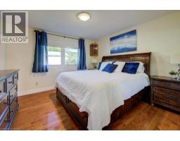 144 LAURENTIAN Drive - 12