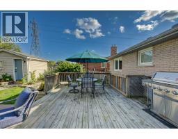 144 LAURENTIAN Drive - 29