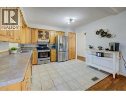 144 LAURENTIAN Drive - 8