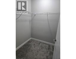 940 ROBERT FERRIE Drive - 16