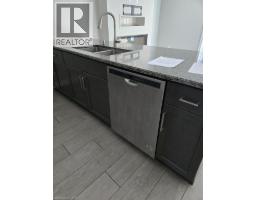 940 ROBERT FERRIE Drive - 24