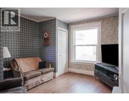 251 NORFOLK Street S - 20