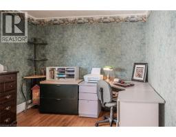251 NORFOLK Street S - 22