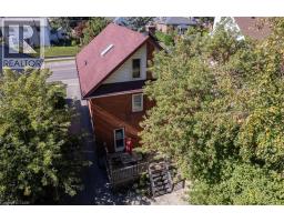 251 NORFOLK Street S - 39