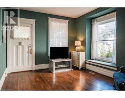 251 NORFOLK Street S - 6