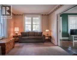 251 NORFOLK Street S - 8