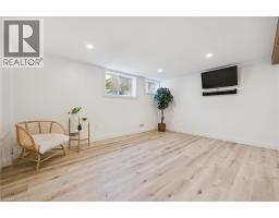 25 SANDYBAY Avenue - 25