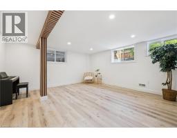 25 SANDYBAY Avenue - 26