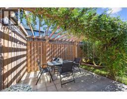 25 SANDYBAY Avenue - 34