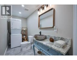 107 DINISON Crescent - 19