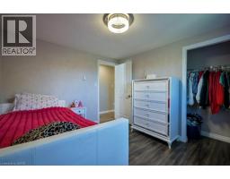107 DINISON Crescent - 25