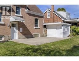 613 LOWTHER Street S - 36