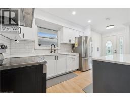 775 REGENT Street - 15