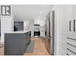 775 REGENT Street - 17